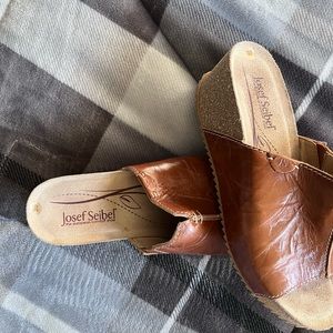 Camel leather sandal mull/clog